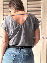 Cargar imagen en el visor de la galería, Básica Lisboa Gris
