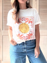 Cargar imagen en el visor de la galería, Básica Oversize Boho Sol
